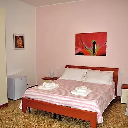 فندق مبيت وإفطار Da Leo 3*